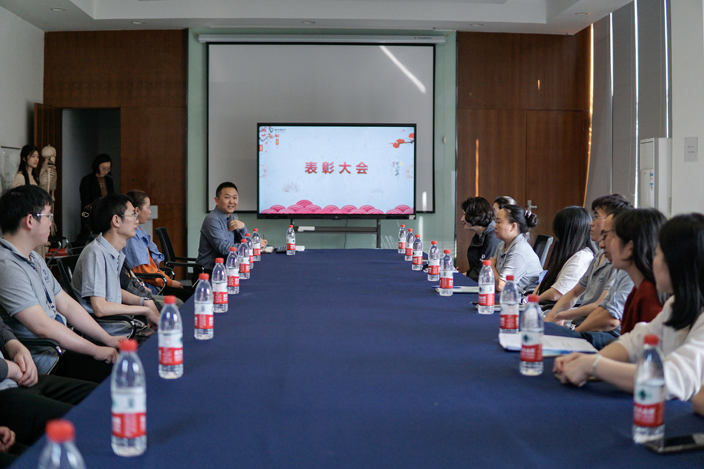 共譜發(fā)展新篇章！富沃思優(yōu)秀員工表彰大會(huì)順利召開